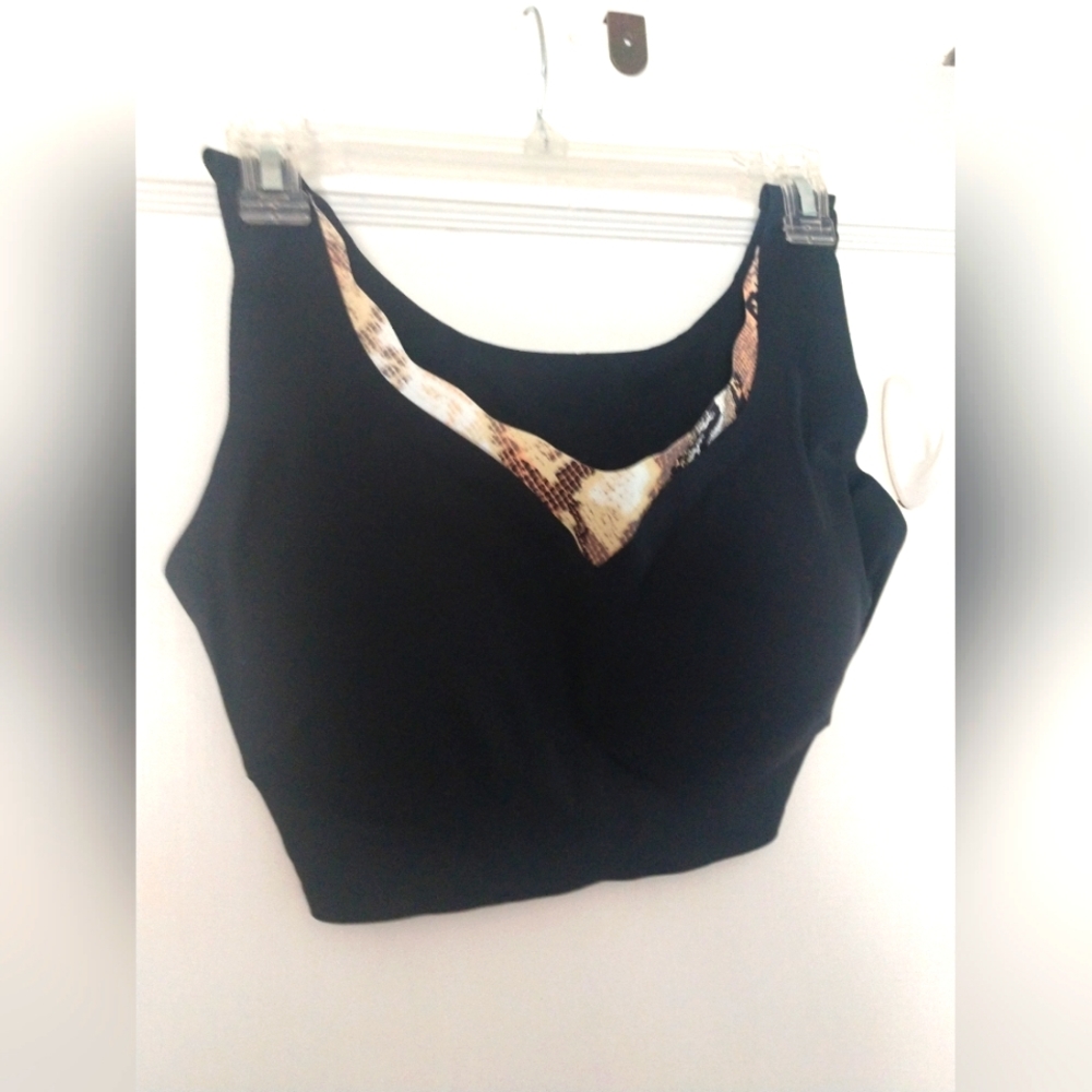 RHONDA SHEAR BLACK WIRELESS BRA 1X